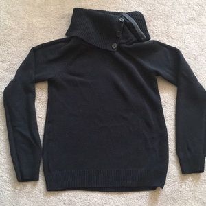 **CLOSET CLEAR-OUT SALE** Comfy black Gap sweater